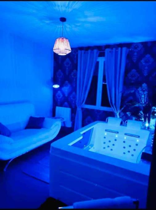 Holiday home D'hotes Avec Jacuzzi Yvetot