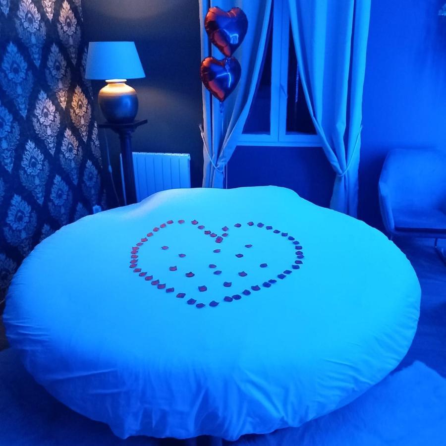 D'hotes Avec Jacuzzi Holiday home Yvetot
